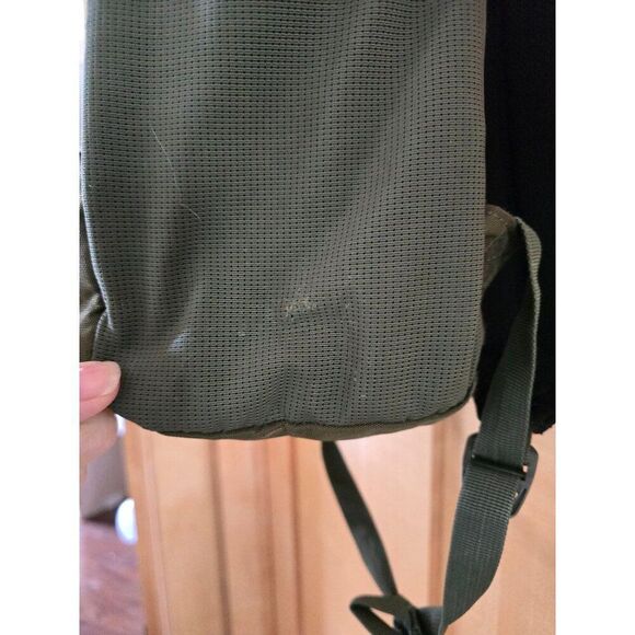 Thule Orange & Black Backpack With Buckle Closure & Side Pockets - Picture 6 of 13